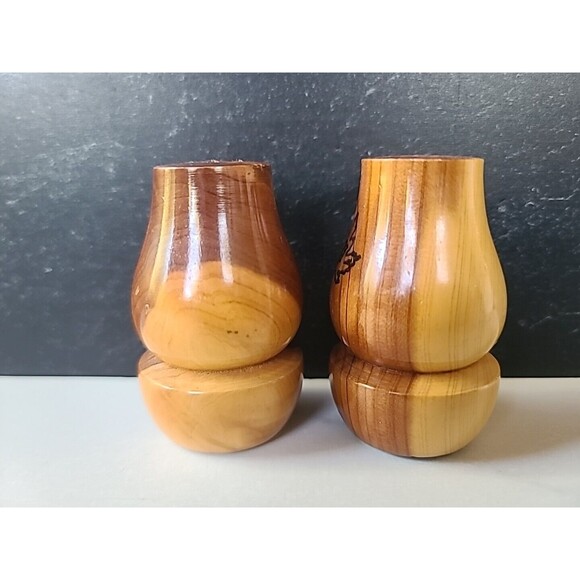 Vernon Texas Souvenir Wooden Salt and Pepper Shakers, Vintage - Picture 4 of 10